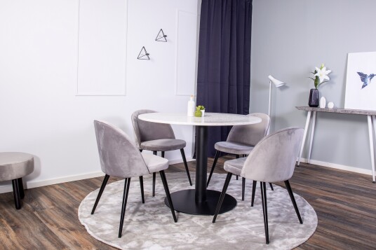 Venture Home Spisegruppe Wivece inkl 4 Luisa Velvet stoler
