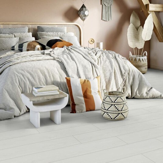 Tarkett Laminatgulv Soundlogic Aurora Oak White Tarkett Laminatgulv Soundlogic Aurora Oak White