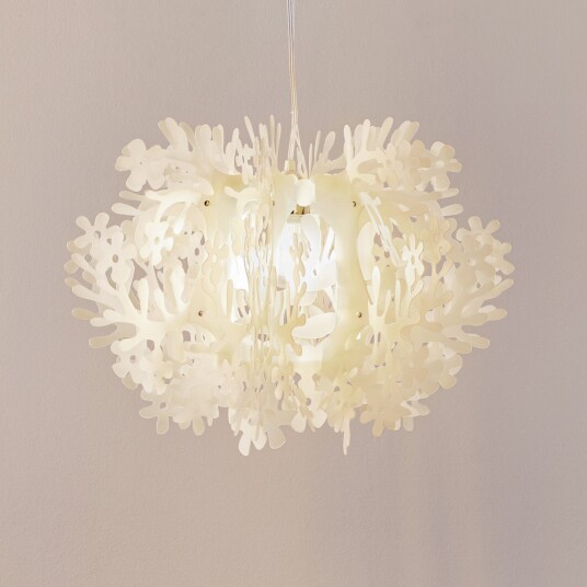 Fiorella pendellampe Mini hvit – Slamp   Stue   Design   Plast   Med en lyskilde