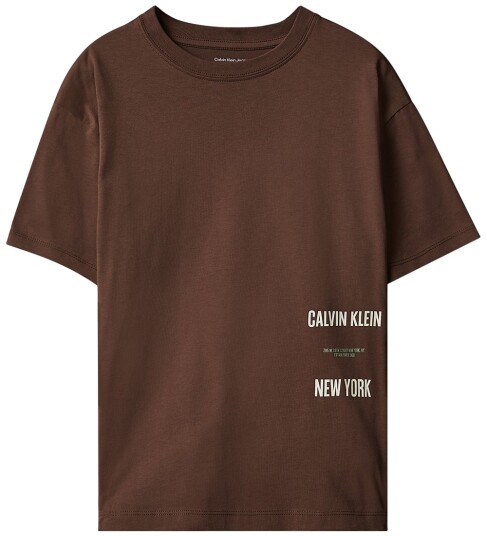 Calvin Klein T skjorte Interesse Placement Rocky RoadBROWN Calvin Klein 12 år (152) T skjorte Brun