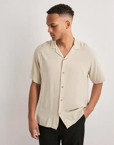 Jack & Jones Jjejeff Resort Solid Shirt Ss Sn Kortermede skjorter Beige Jack & Jones Jjejeff Resort Solid Shirt Ss Sn Kortermede skjorter Beige