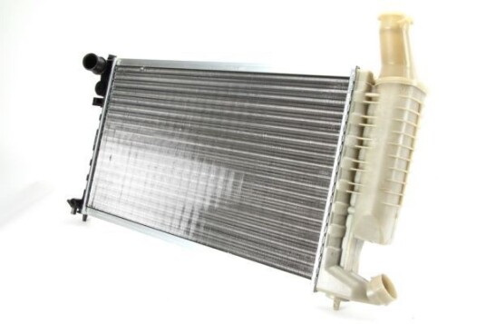Radiator, motorkjøling THERMOTEC D7P022TT