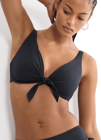 Triumph Summer Twist W Black C x 44 Triumph Summer Twist W Black C x 44