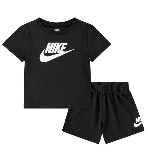 Nike Shorts Sett Shorts/T skjorte Svart 12 md Shorts 80