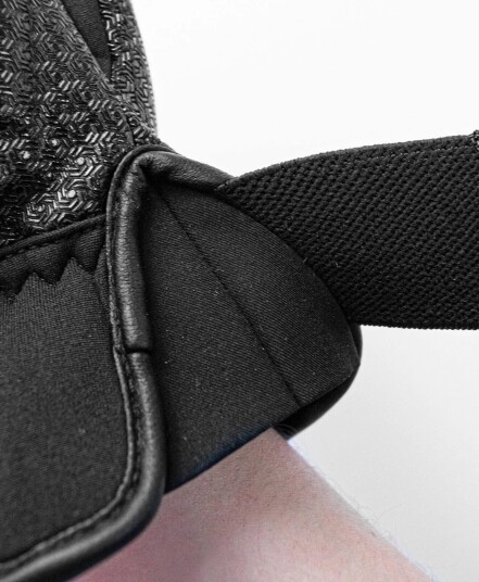 Reusch Worldcup Warrior Speedlineblack/fluo red 9