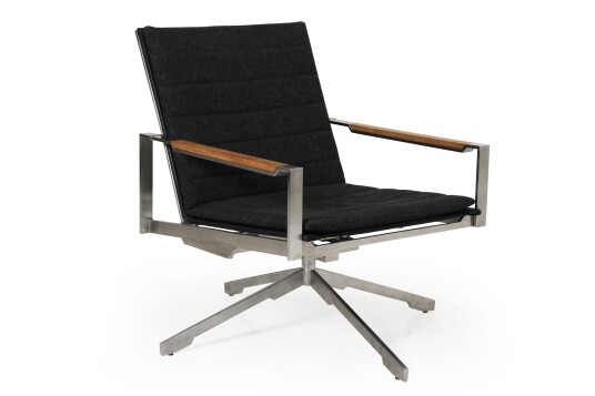 Brafab Gotland gyngestol Rustfritt stål/teak Pute følger ikke med Grå Brafab Gotland gyngestol Rustfritt stål/teak Pute følger ikke med Grå