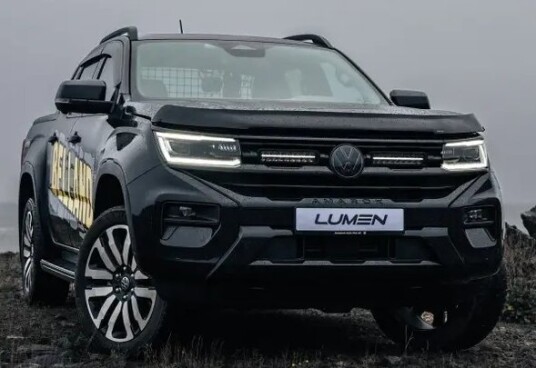 Lumen grillkit VW Amarok 2023+ DX10. 23936 lumen. Med parklys.