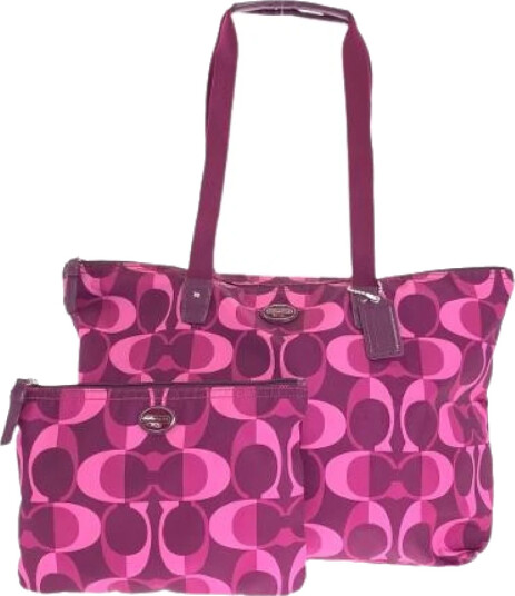 Coach Dame Rosa