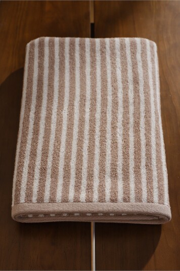 Jotex Badehåndkle 70x140 Cm Beige/offwhite DIXIE 22042990849