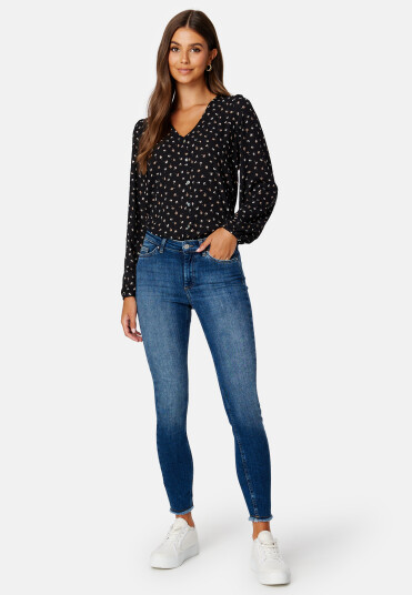 ONLY Blush Mid Ankle Raw Denim Medium Blue Denim XS/32