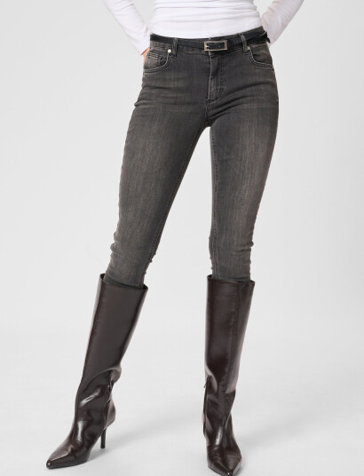 My Essential Wardrobe 31 The Celinazip 100 Slim Y - Black - 27 x 28