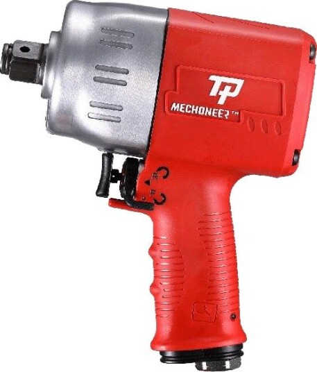 Tranmax TPT-2627 Muttertrekker, Maskiner