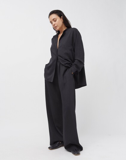 A Part Of The Art Airy Shirt Black S