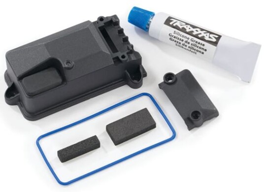 Traxxas 8224X Receiver Box Cover for Box #8224 with BEC TRX-4/6 Traxxas 8224X Receiver Box Cover for Box #8224 with BEC TRX-4/6
