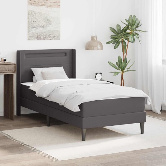 vidaXL Sengeramme med madrass Grå 90 x 200 cm Kunstlær vidaXL Sengeramme med madrass Grå 90 x 200 cm Kunstlær