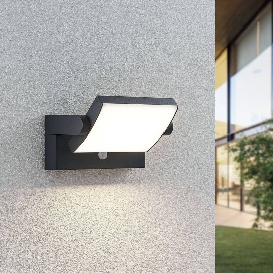 Lindby utendørs vegglampe Sherin sett med 2 svingbar sensor