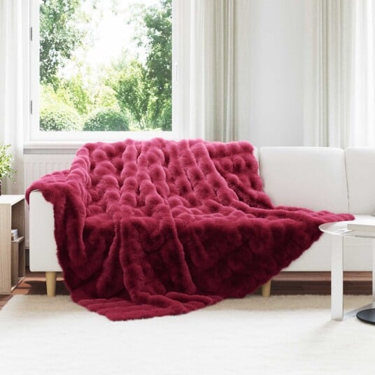 vidaXL Skliikkerteppe / pledd i kunstig kaninpels Olite Bordeaux Rød