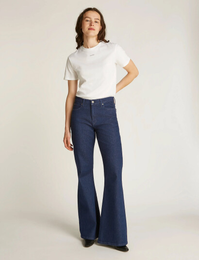 Calvin Klein Mr Relaxed Flare - Rinse - Blue - 30 x 34 Calvin Klein Mr Relaxed Flare - Rinse - Blue - 30 x 34