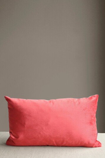 Mimou Fløyelspute Beverly 30x50 cm Rød