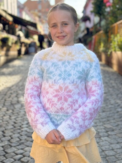24-33f Carly barnegenser (Mohair + Twisty Air) 24-33f Carly barnegenser (Mohair + Twisty Air)