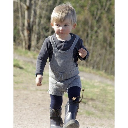 The Little Lumberjack by DROPS Design Legedrakt Strikkeoppskrift str 1 24 mdr