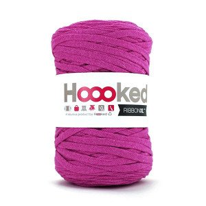 Hoooked Ribbon XL Stoffgarn Unicolor SP4 Plomme Hoooked Ribbon XL Stoffgarn Unicolor SP4 Plomme