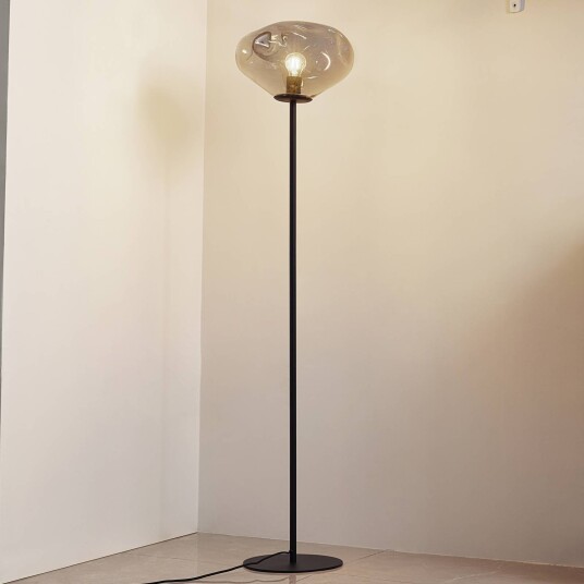 Lindby gulvlampe Lelia røykgrå glass metall 150 cm