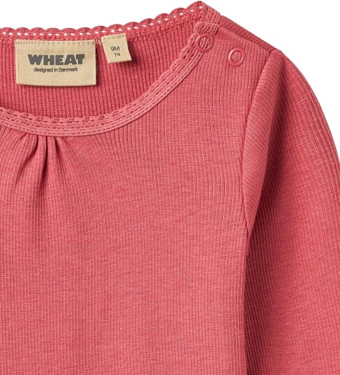 Wheat Body I/e Blonder Rib Lotta Raspberry Wheat 62 Langermet Body Rosa