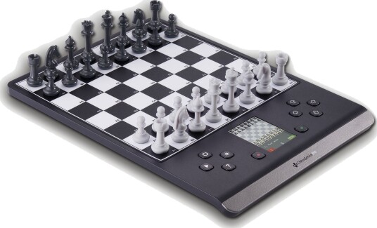 Millennium ChessGenius Pro 2024 Millennium ChessGenius Pro 2024