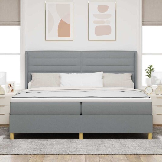  Box Spring Seng med Madrass Lysegrå 200x200 cm Stoff