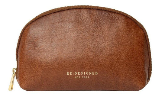 Re:Designed by Dixie Hoshi sminkepung Walnut