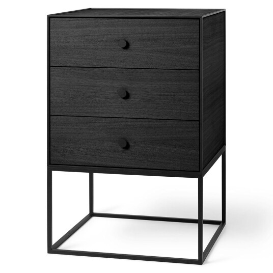 Audo Copenhagen Frame 49 sidebord med tre skuffer Svartbeiset ask