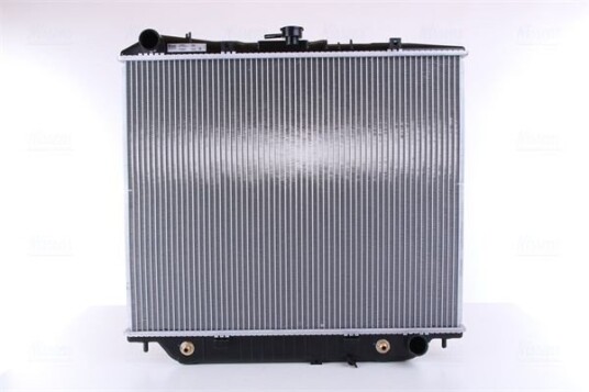 Radiator NISSENS 60852
