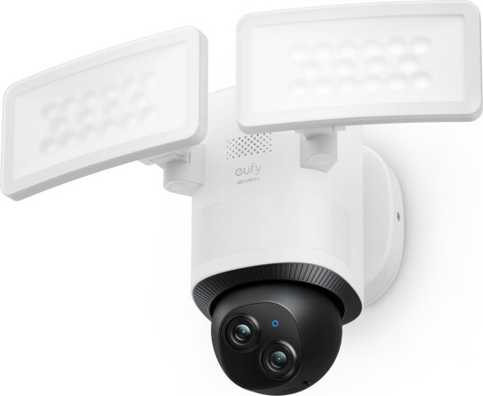 Eufy E340 Utendørs Floodlight Kamera med 3K Oppløsning og Wi-Fi
