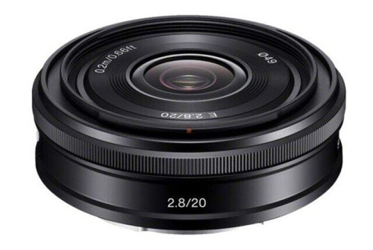 Sony E 20mm f/2.8 Vidvinkel Objektiv for APS-C med Autofokus