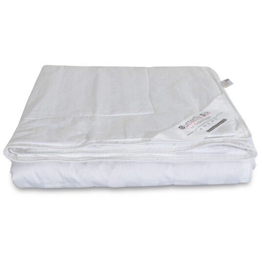 Butterfly Silk Sommer silkedyne 140x220 cm - dyne med 100% morbærsilke Butterfly Silk Sommer silkedyne 140x220 cm - dyne med 100% morbærsilke