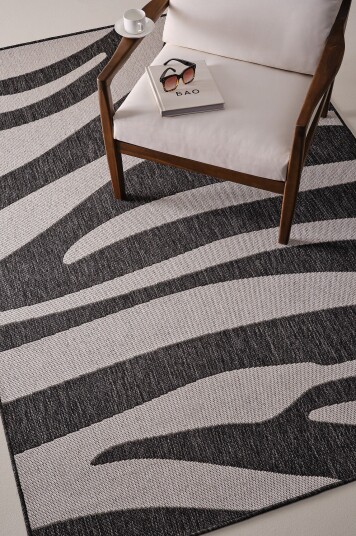 Jotex Utendørs Teppe Polypropylen Svart/naturhvit ZUBI 21328560139