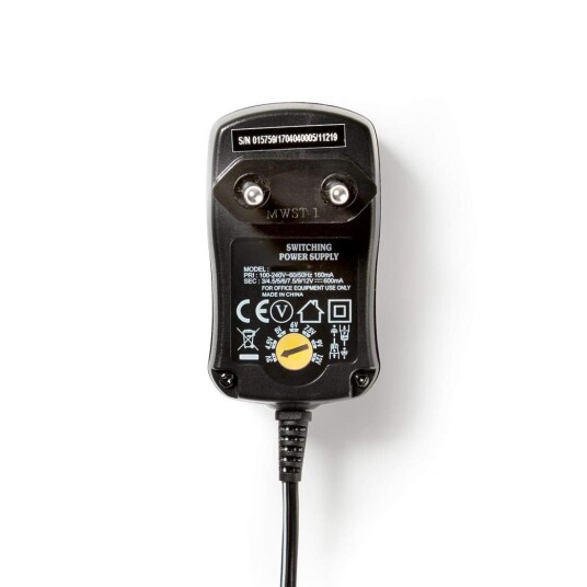 Nedis Universal AC Strømadapter 7.2 W 3-12 V DC 1.80 m 6 Plugger Sort Nedis Universal AC Strømadapter 7.2 W 3-12 V DC 1.80 m 6 Plugger Sort