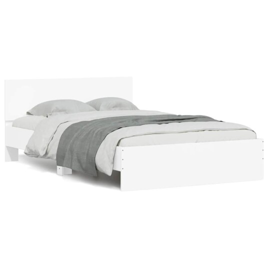 Sengeramme med hodegavl og LED hvit 140x190 cm 3207623 Sengeramme med hodegavl og LED hvit 140x190 cm 3207623