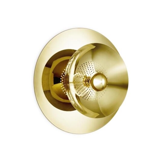 Design By Us Wanted Vegglampe Med Bakplate Gull
