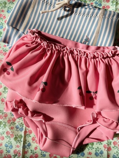 Konges Sløjd Bobbi Frill Swimshorts Strawberry Ice (3 6 mnd)