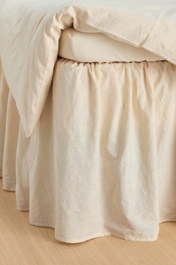 Ellos Home Sengekappe Elly Frilled i resirkulert halvlinne 52 cm Hvit
