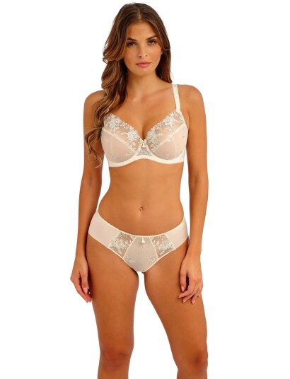 Wacoal Rose Enchante Cream E x 70 Wacoal Rose Enchante Cream E x 70
