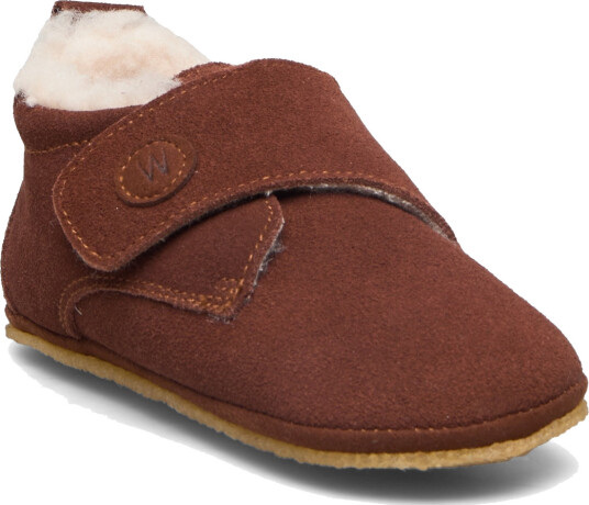 Wheat Indoor Shoe Taj Brown 24/15.8CM Wheat Indoor Shoe Taj Brown 24/15.8CM