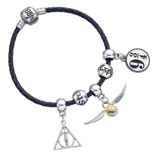 Carat Shop, The Harry Potter Lærarmbånd Sjarmsett Dødstalismanene/snitch/plattform 9 3/4/2 Spellbeads Carat Shop, The Harry Potter Lærarmbånd Sjarmsett Dødstalismanene/snitch/plattform 9 3/4/2 Spellbeads