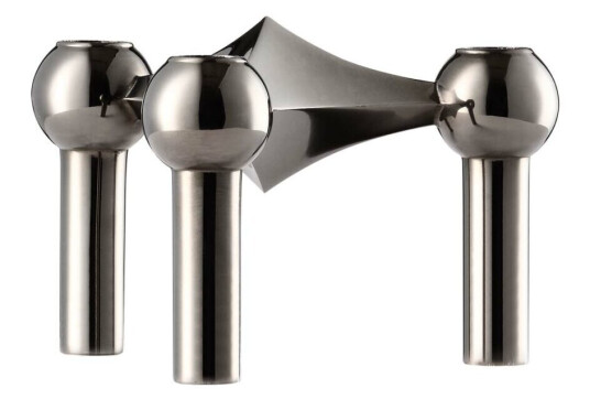 STOFF Nagel 3-Arm Lysestake Svart Krom - Skulpturell Design STOFF Nagel 3-Arm Lysestake Svart Krom - Skulpturell Design