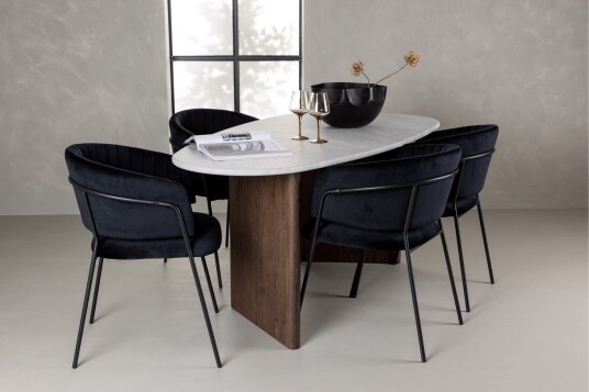 Venture Home Grönvik Spisegruppe 180 cm Oval med 4 Selma Stoler Mocca