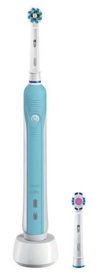 Oral B Braun Pro 700 3D CrossAction Electric Toothbrush