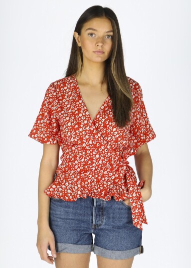 Seaside Sankt Claud Wrap Top W Red Flower 48 Topper