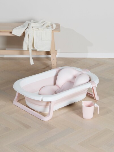 Beemoo CARE Assist Badebalje Inkl. Badestøtte & Skyllekanne Pink